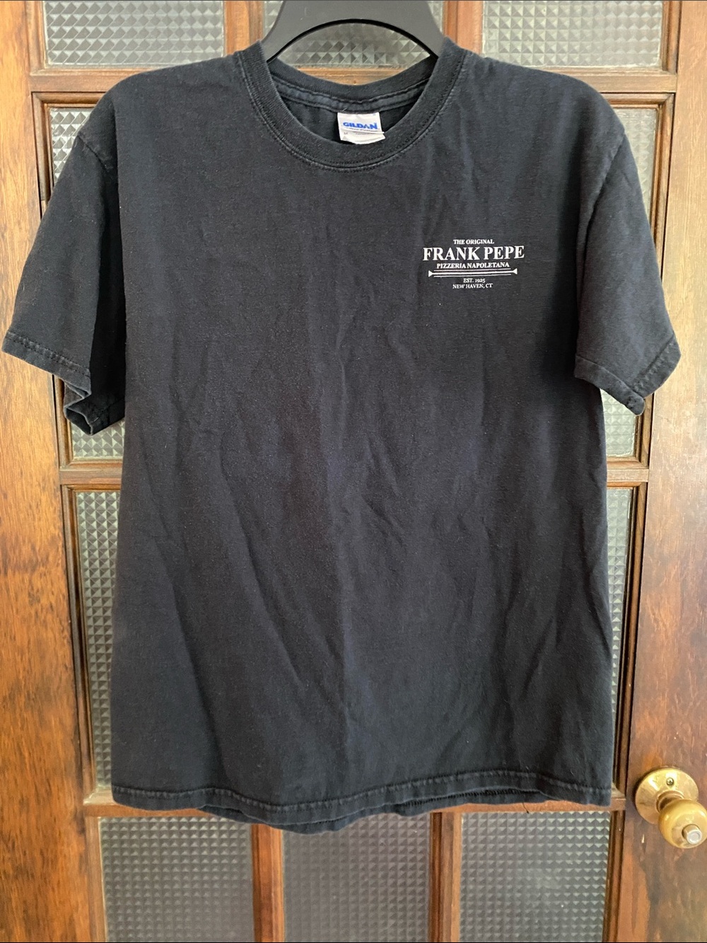 Frank Pepe famous New Haven pizza black short-sleeve t-shirt M